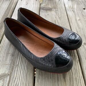 FitFlop Due Snake Ballet Flats Black Embossed Leather Patent Cap Toe EUR 38 US 7